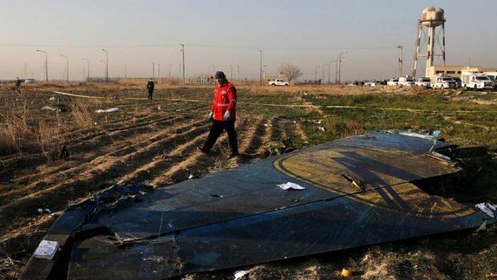 انتشار فایل صوتی درباره هواپیمای اوکراینی: «حریم هوایی را می‌بستیم حمله موشکی لو می‌رفت»