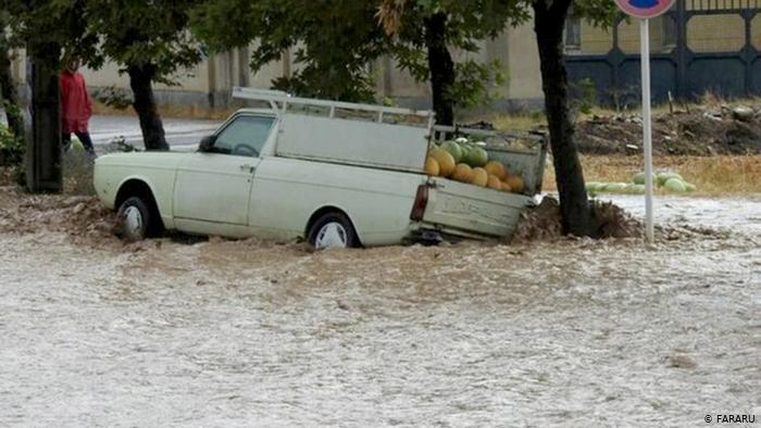 سیل گلستان؛ آب گرفتگی چند شهرستان و انسداد راه‌های ۳۳ روستا