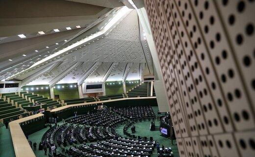 کدام نمایندگان مامور نظارت بر سفرهای خارجی دولتمردان شدند؟ /نوباوه و قاضی زاده ناظر صداوسیما شدند