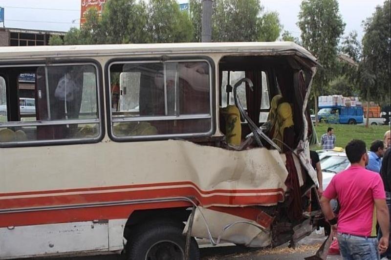 تصادف رانندگی در جاده مشگین‌شهر - پارس‌آباد چهار کشته و ۱۹ مصدوم برجای گذاشت