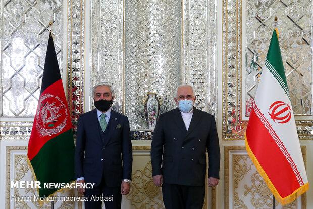 Iran's Zarif, Afghanistan's Abdullah hold meeting in Tehran