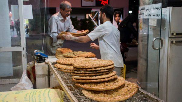 اعتراض فعالان کارگری صنف نانوایی به «دستمزد ناعادلانه»