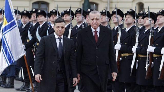 گرم‌ شدن روابط ترکیه و اوکراین؛ آنکارا باید روسیه را هم راضی نگه‌ دارد