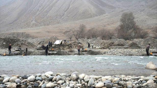 ۱۴ جوینده طلا در ولایت بدخشان کشته شدند