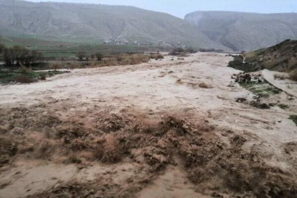 فوت یک نفر بر اثر وقوع سیل در شهرستان اسکو