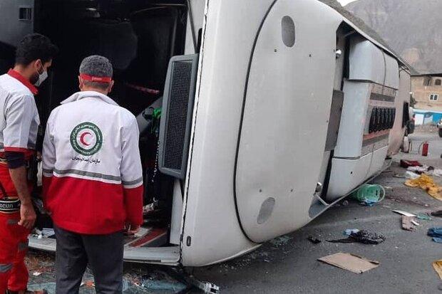 سانحه اتوبوس در جاده هراز ۳ کشته و ۳۳ مصدوم برجای گذاشت