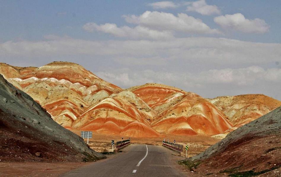 زیبایی «آلاداغلار» پنهان از نظر‌ها / سهم استان زنجان از آورده گردشگری چه قدر است؟