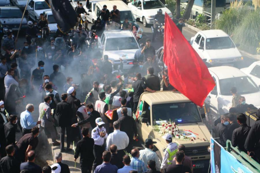 پیکر شهید محمد اینانلو در دانشگاه آزاد کرج تشییع شد