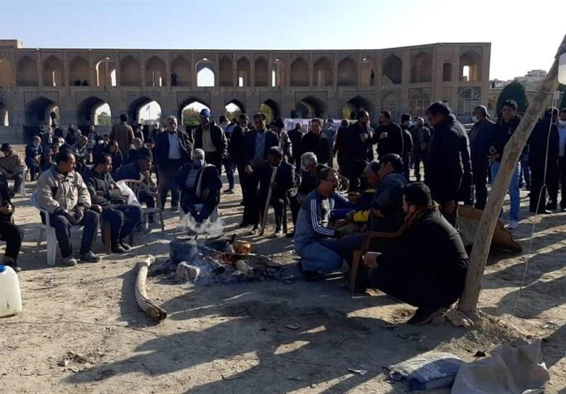 مصارف جدید برای زاینده رود بدون تأمین منابع / مطالبه کشاورزان: اجرای مصوبه ۹ ماده‌ای شورای عالی آب