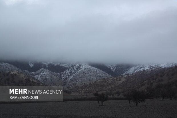 VIDEO: Winter snowfall doubled beauty of Ilam-Badreh Road