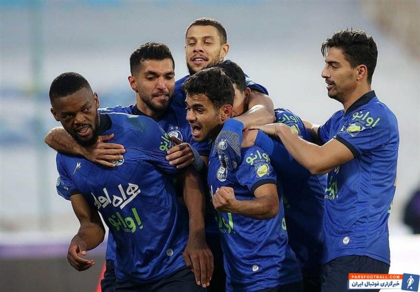 10:45 متلک آتشین اسطوره استقلال به پرسپولیس و گل محمدی + جزئیات