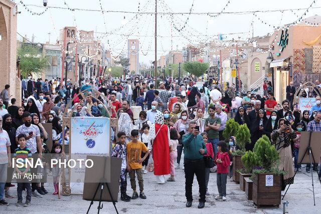 بازدید ۹۰۰۰ مسافر نوروزی از تنها چند بنای شاخص تاریخی یزد