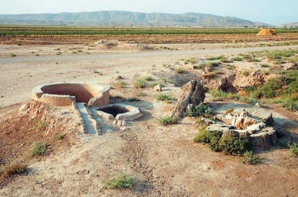 افزایش دبی آب با حفر چاه جدید در روستای خسرویه شهرستان فاروج