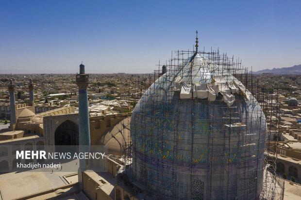 اشکالات مرمت گنبد مسجد امام (ره)/ طرح مرمتی دقیق تدوین نشده است