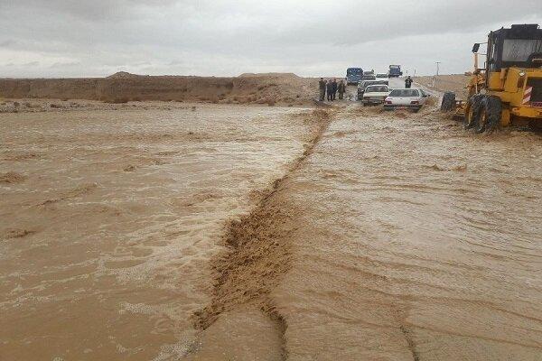 رانش ۳۰۰ متری زمین در شهرستان فسا