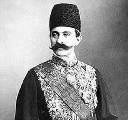 وزیر مختار ایران در لندن علیه شاه قاجار یاغی شد / سامان دهنده ساختار مجلس و تصویب کننده قانون آزادی مطبوعات