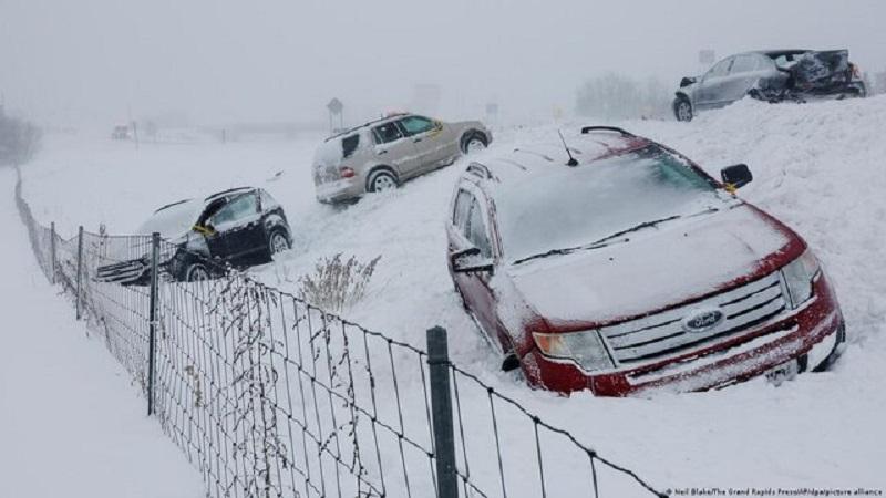 مرگ ۶۰ نفر در «کولاک قرن» در آمریکا