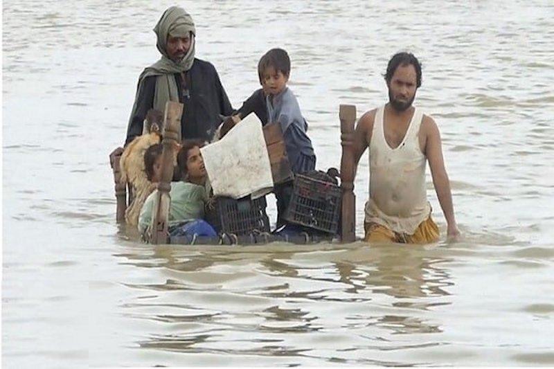 ۴ میلیون کودک پاکستانی در بحران ناشی از سیل