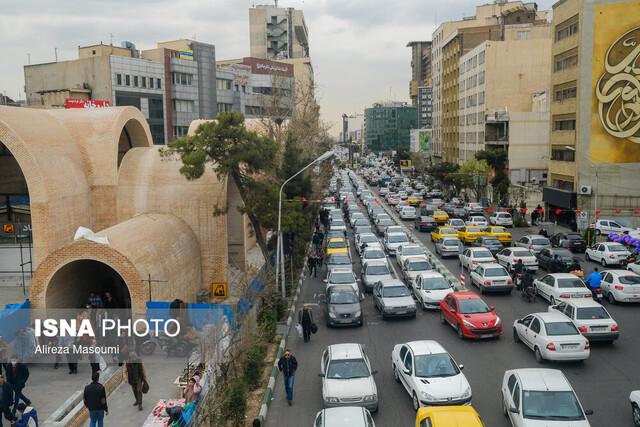 کاهش تصادف و مخاطرات تردد در خیابان ولیعصر