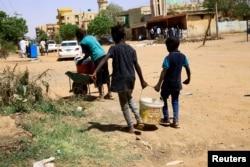 جنگ قدرت در سودان به استفاده از تسلیحات سنگین در پایتخت کشیده شد