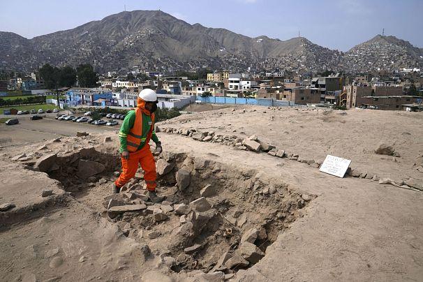 کشف مومیایی طناب‌پیچی شده در نزدیکی یک زمین فوتبال در پرو