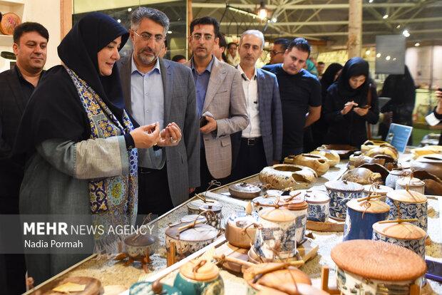 گلستانک قابلیت تبدیل به روستای ملی صنایع‌دستی را دارد