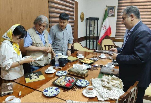 باستان‌شناسان جاده ابریشم در موزه ملی ایران