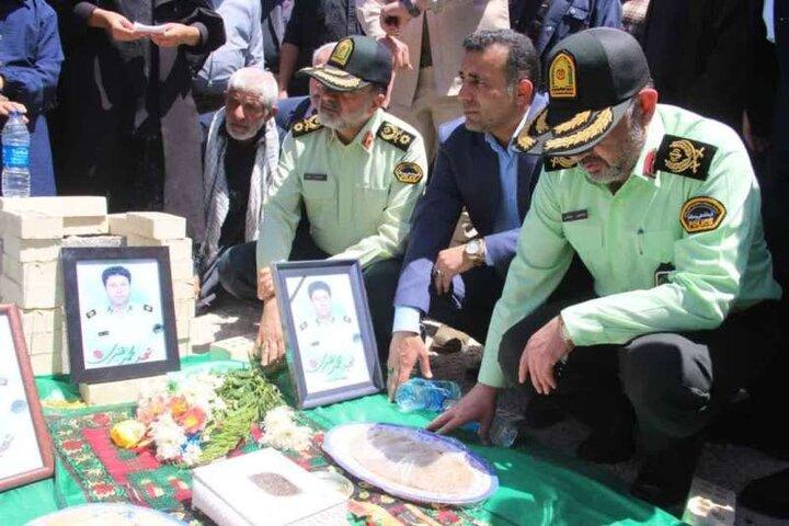 حضور سردار رادان بر مزار شهید محمد قنبری