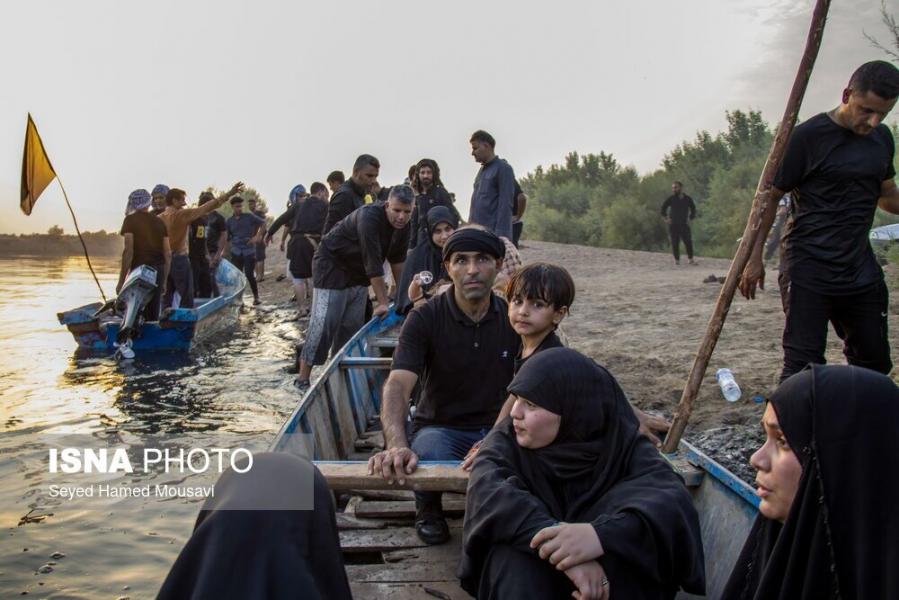 گذر زائران اربعین حسینی از رودخانه دز