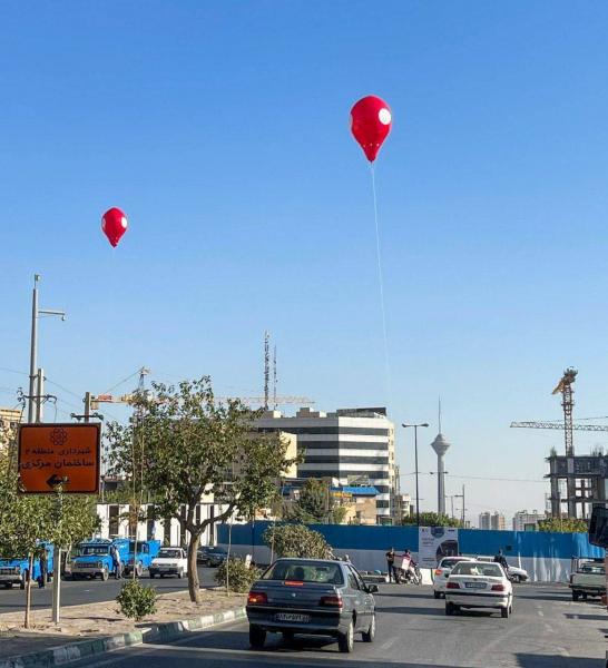 ماجرای بالن‌های خبرساز شهر تهران چیست؟/ هر بالن یک پروژه عمرانی