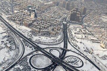 پل مجهز به سامانه برف‌زدائی در تهران/ عکس