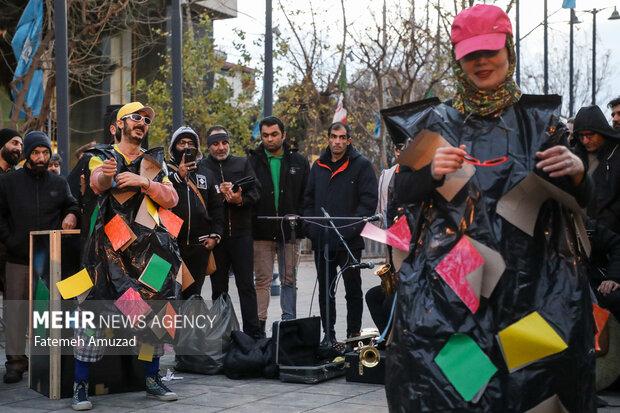 اعلام نامزدهای بخش خیابانی و دانشجویی «تئاتر فجر ۴۲»