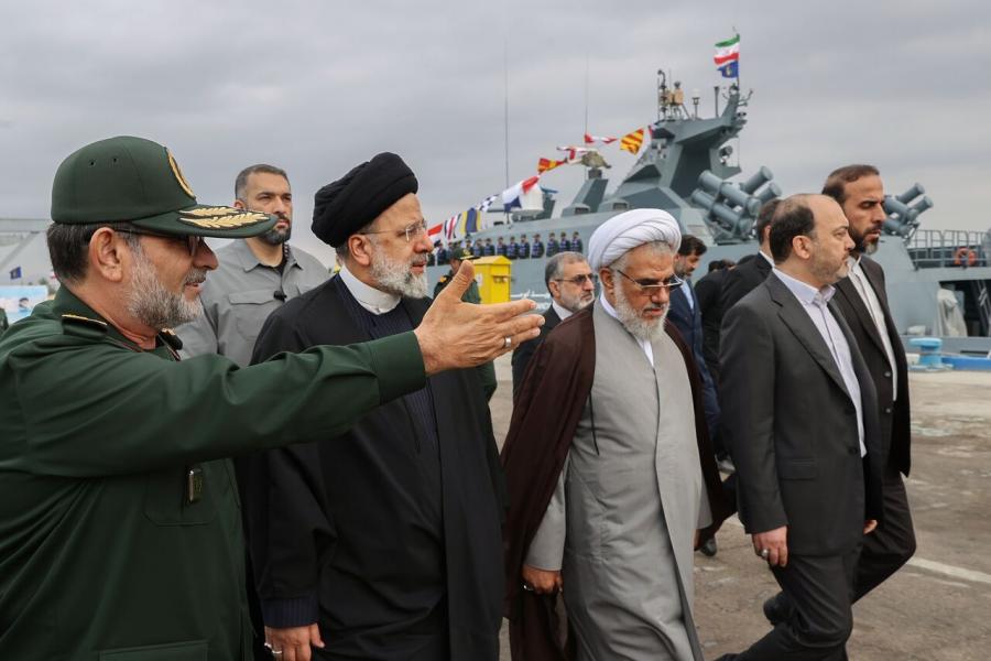 رئیسی در دومین روز سفر به استان هرمزگان: امروز دیگر گزینه نظامی روی میز نیست؛ جمهوری اسلامی جواب محکمی به قلدران ظالم خواهد داد