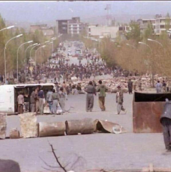 مرکززدایی از انقلاب ۵۷: تجربه‌ی کُردستان