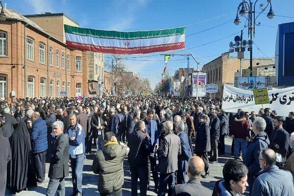 تجدید میثاق آذری ها با انقلاب/دیار باکری ها رنگ حماسه گرفت