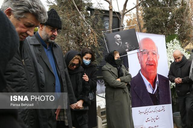 پیکر پرویز ربیعی در جوار احمد رسول‌زاده آرام گرفت